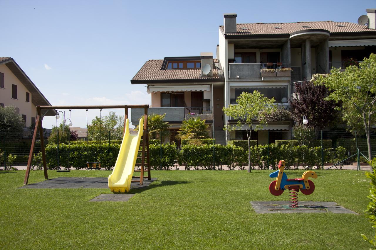 Lauri & Faggi Aparthotel Desenzano del Garda Exterior photo